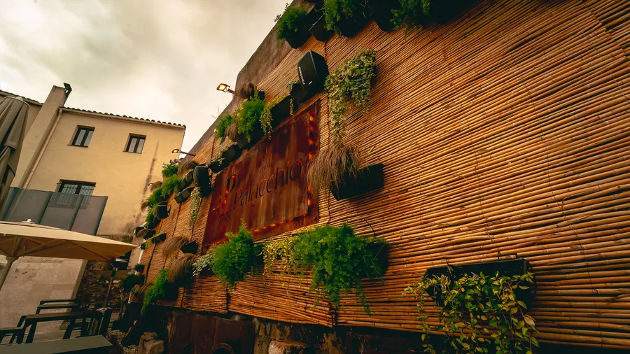 Rótulo de Casa Palacchio en la terraza